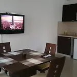 Apartment 4u *