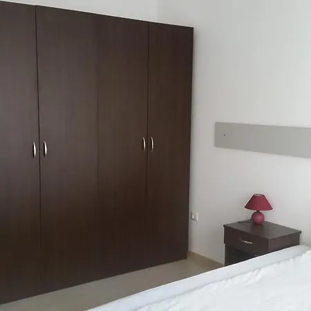 4u דירה בורגאס